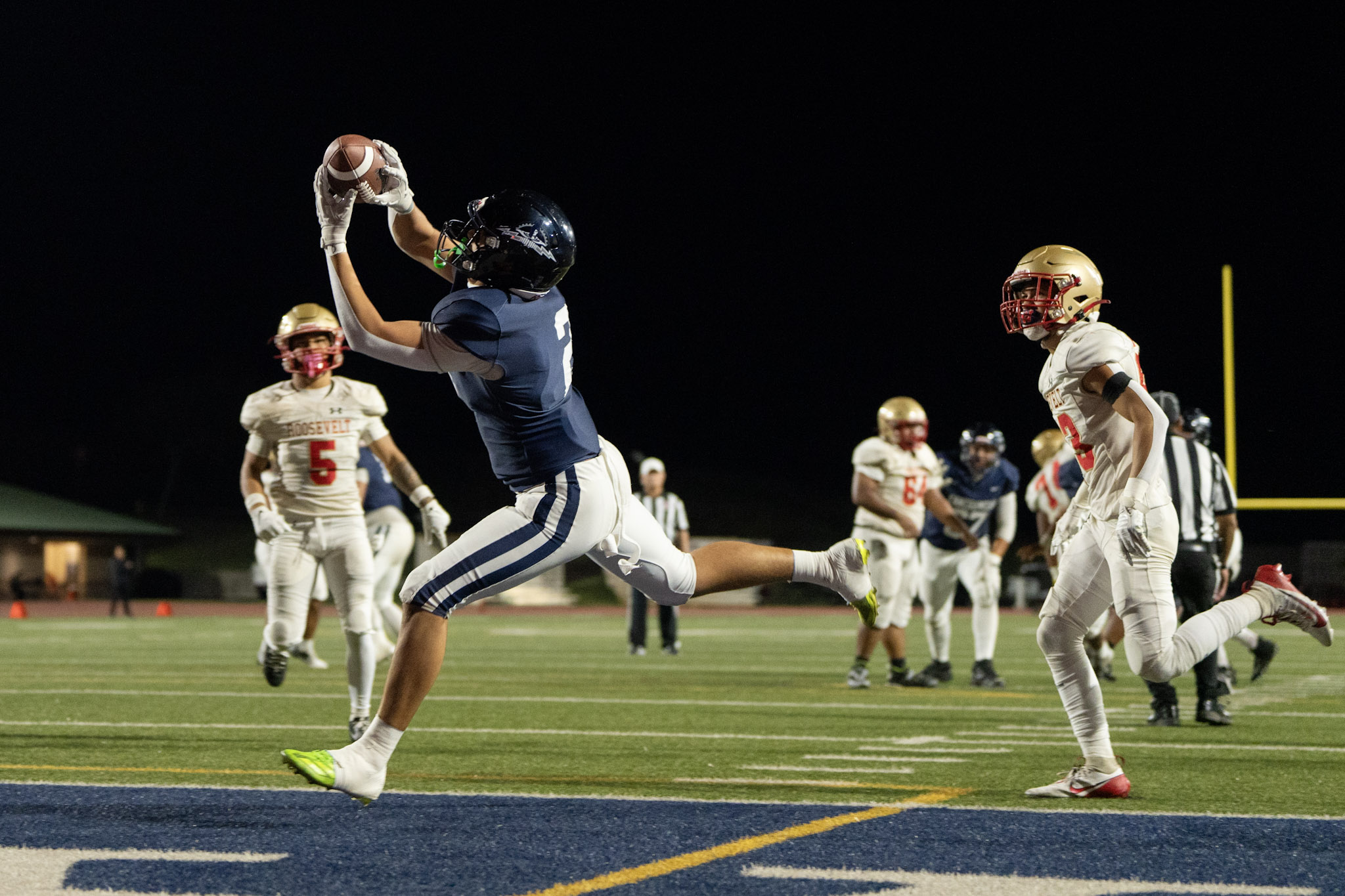 Kamehameha Schools Maui wide receiver Frank Abreu hauls in a 12-yard touchdown pass from Kolten Waikliki-Caldeira in the second quarter of the Warriors' 60-26 win over Roosevelt Saturday in Pukalni. Photo courtesy of Kamehameha Schools Maui